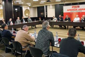 Audição com forças e serviços de segurança